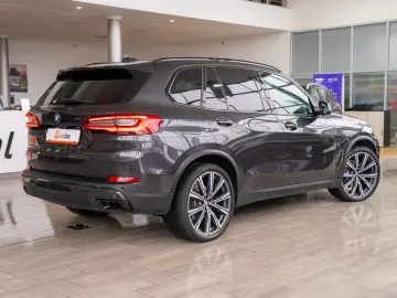 BMW X5 40i xDrive 3.0 Sport-Automatic