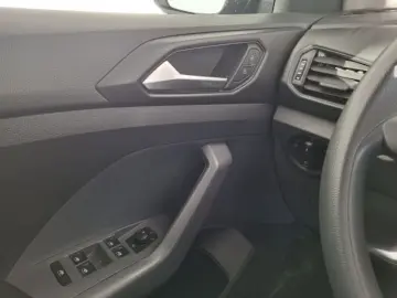 VOLKSWAGEN T-CROSS 1.6 TDI Base