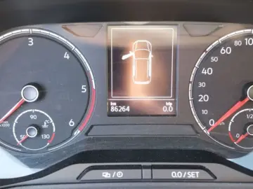 VOLKSWAGEN T-CROSS 1.6 TDI Base