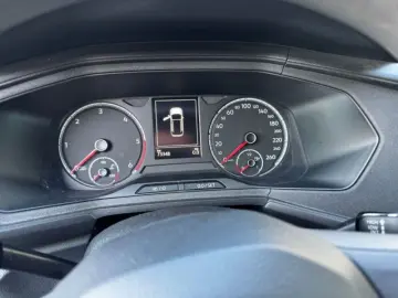 VOLKSWAGEN T-CROSS 1.6 TDI Base