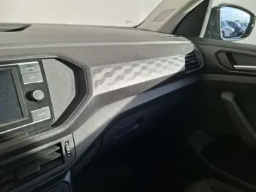 VOLKSWAGEN T-CROSS 1.6 TDI Base
