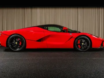 LaFerrari  FERRARI DENMARK