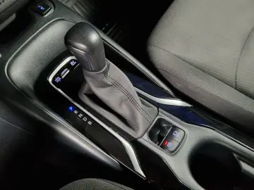 TOYOTA COROLLA DYNAMIC HSD CVT 1.8i YBRID 2021 98CP