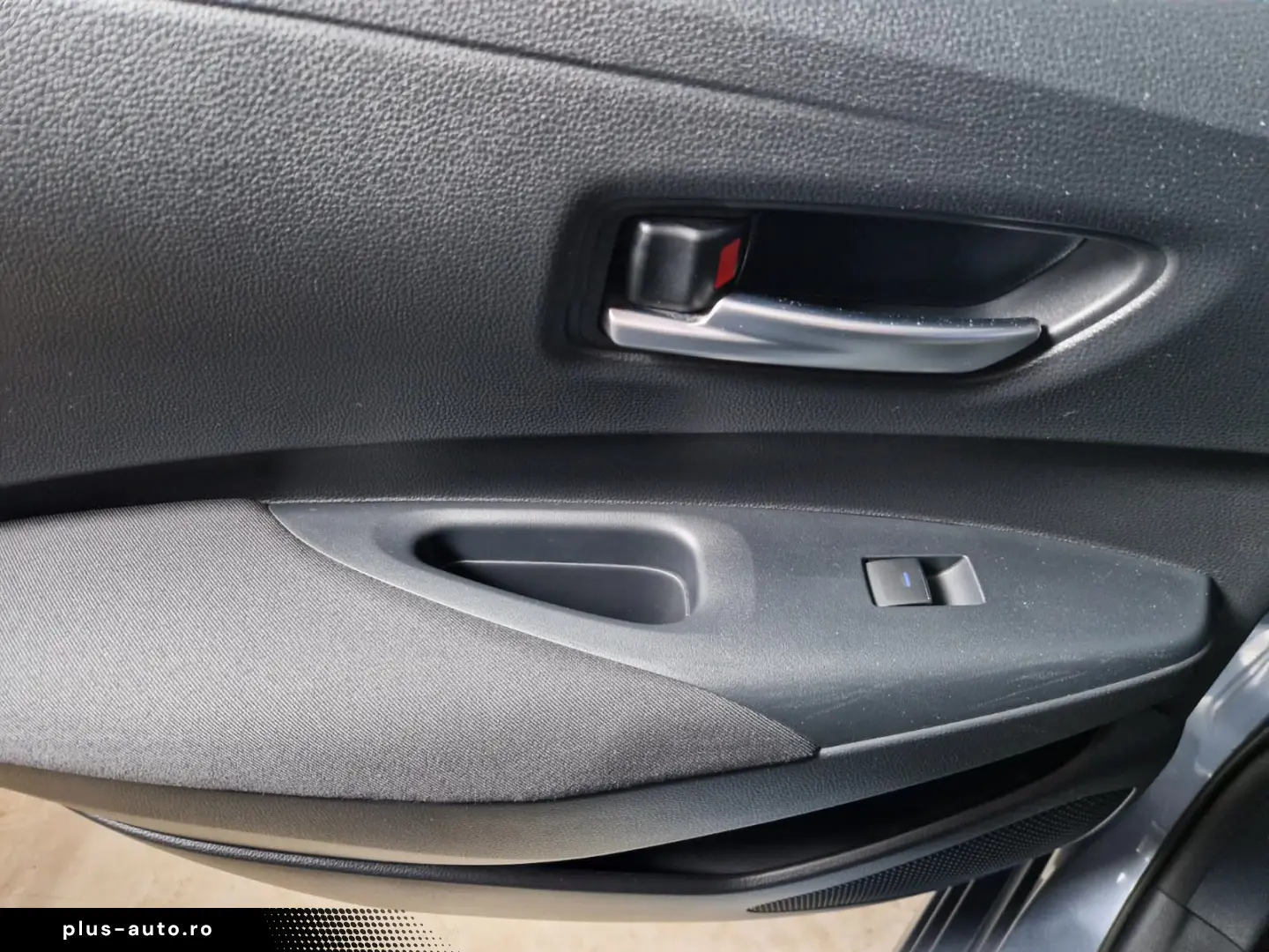 TOYOTA COROLLA DYNAMIC HSD CVT 1.8i YBRID 2021 98CP