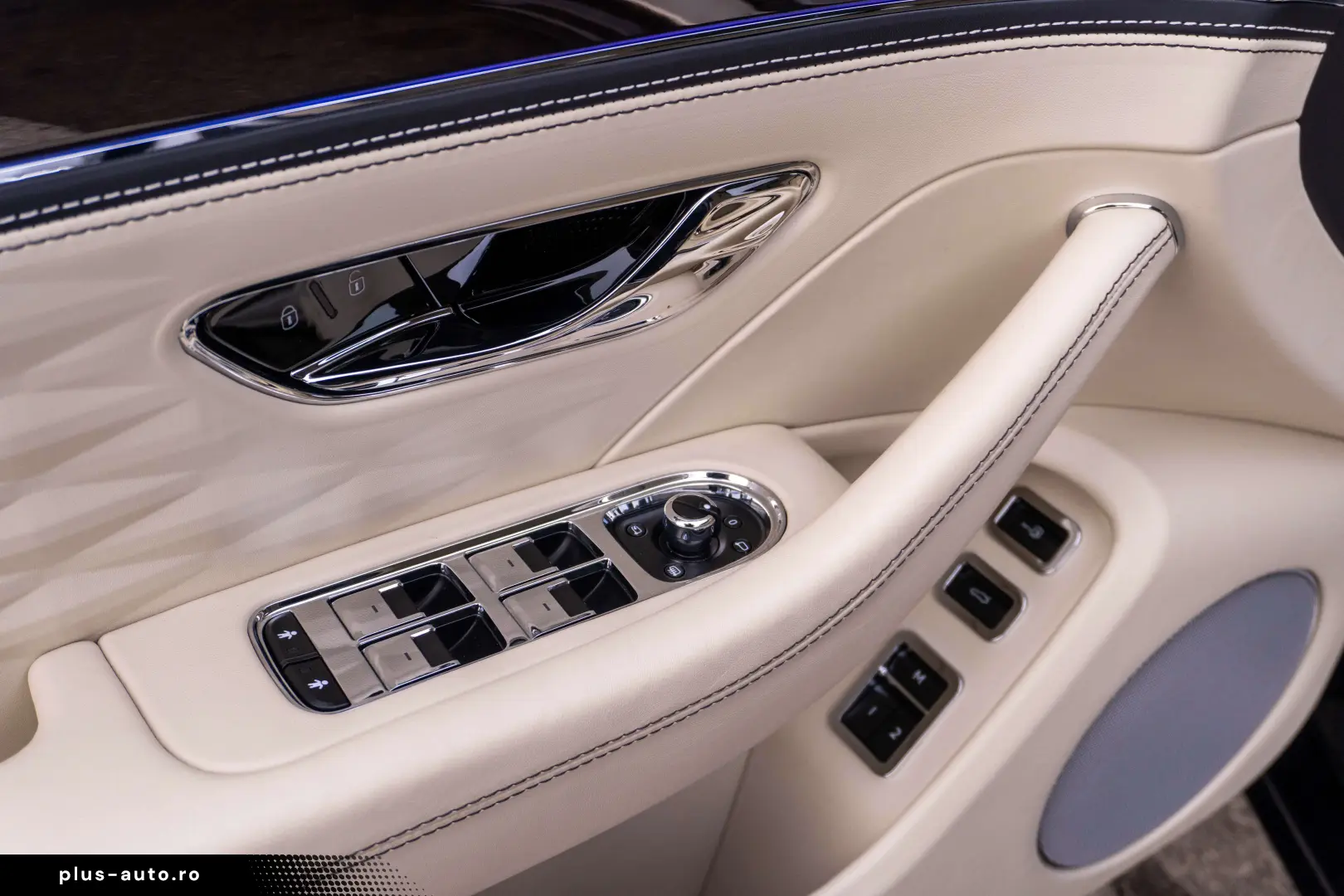 Bentley Flying Spur Azure Hybrid