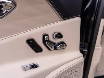 Bentley Flying Spur Azure Hybrid