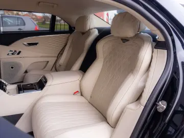 Bentley Flying Spur Azure Hybrid