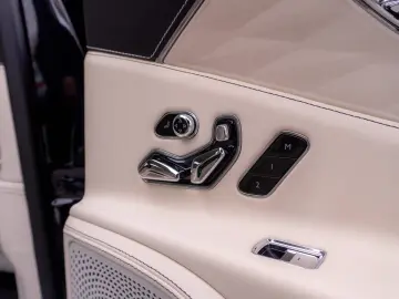 Bentley Flying Spur Azure Hybrid