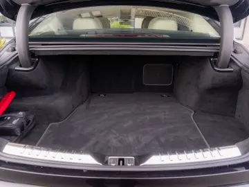 Bentley Flying Spur Azure Hybrid