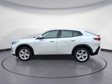 X2 sDrive20i Steptronic DCT Head-Up Driving Plus