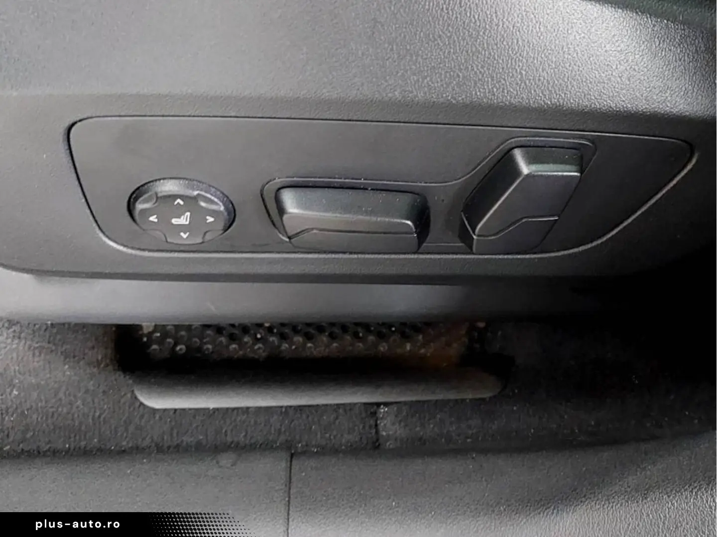 X2 sDrive 20i Sport M Shadow HeadUp ACC 360 Kam