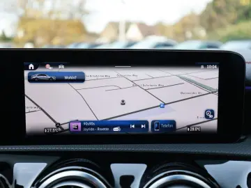 CLA 200 Coupé AMG Sport Premium LED Navi Kamera