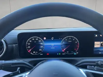 CLA 180 Coupé Progressive Advanced Volldigital W