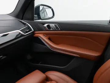 X5 xD30d M Sport Panorama Kamera Laser HUD HiFi