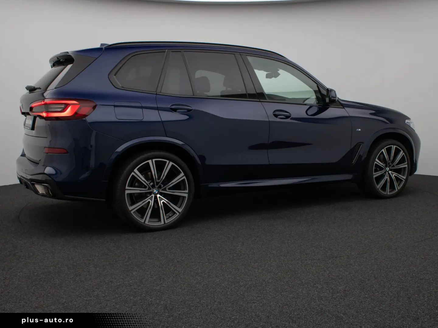 X5 xD40i M Sport Panorama 360 Laser HUD DAB B&W