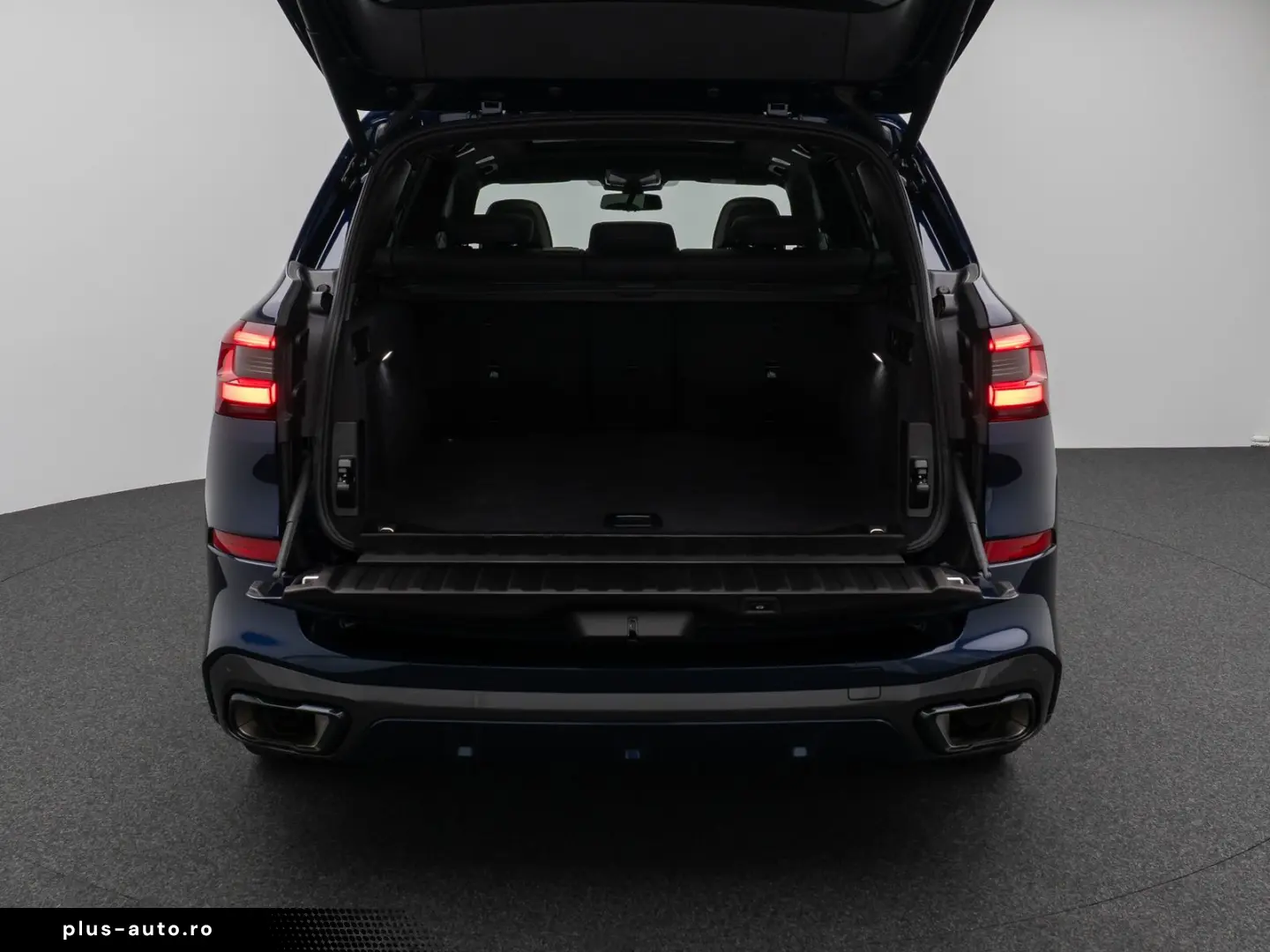 X5 xD40i M Sport Panorama 360 Laser HUD DAB B&W