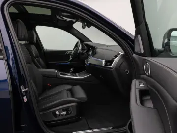 X5 xD40i M Sport Panorama 360 Laser HUD DAB B&W