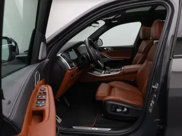 X5 xD40d M Sport B&W SoftClose Panorama HUD Voll