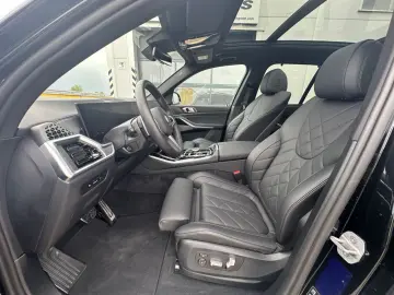 X5 xDrive30d M Sport Panoramadach ICONIC
