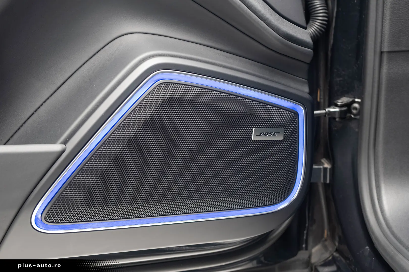 Porsche Panamera 4 E-Hybrid Platinum Edition