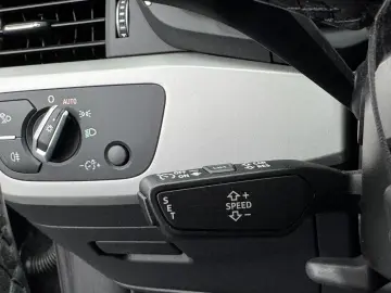 Audi A4 35 TFSI S tronic MHEV Advanced