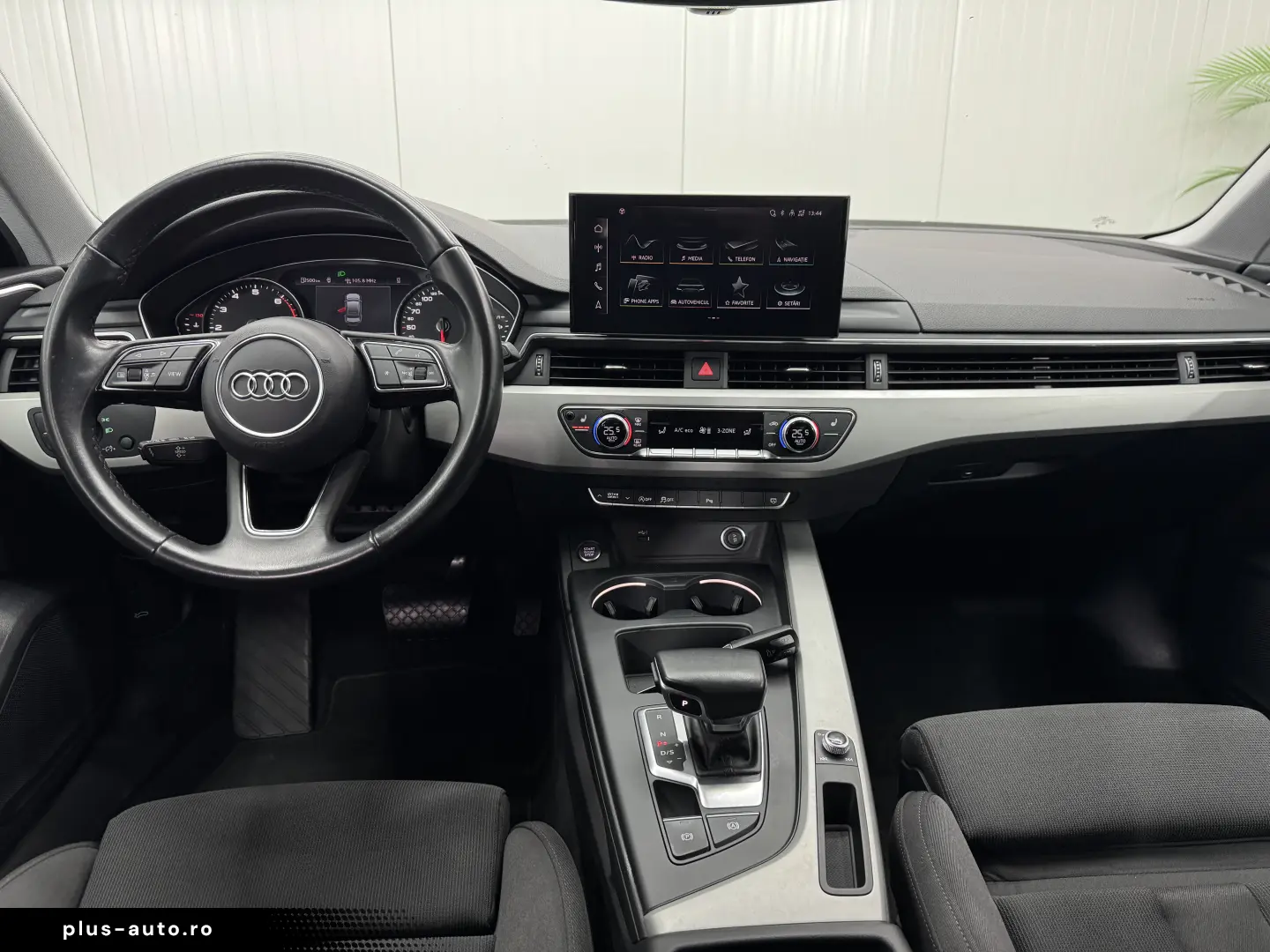 Audi A4 35 TFSI S tronic MHEV Advanced
