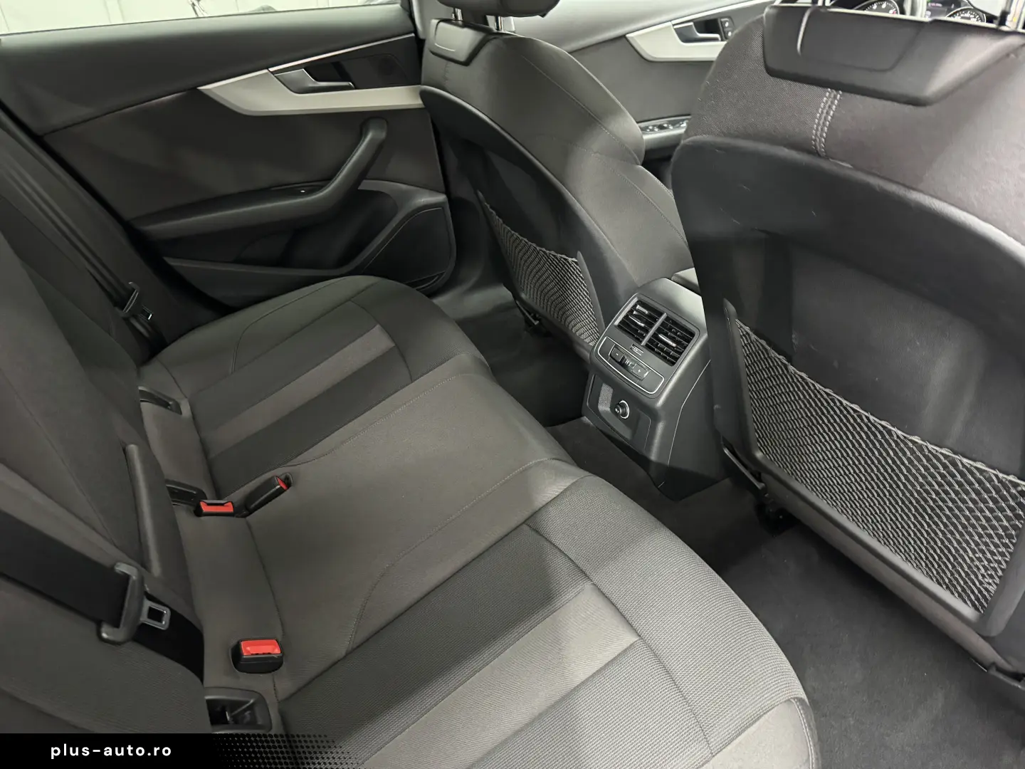 Audi A4 35 TFSI S tronic MHEV Advanced