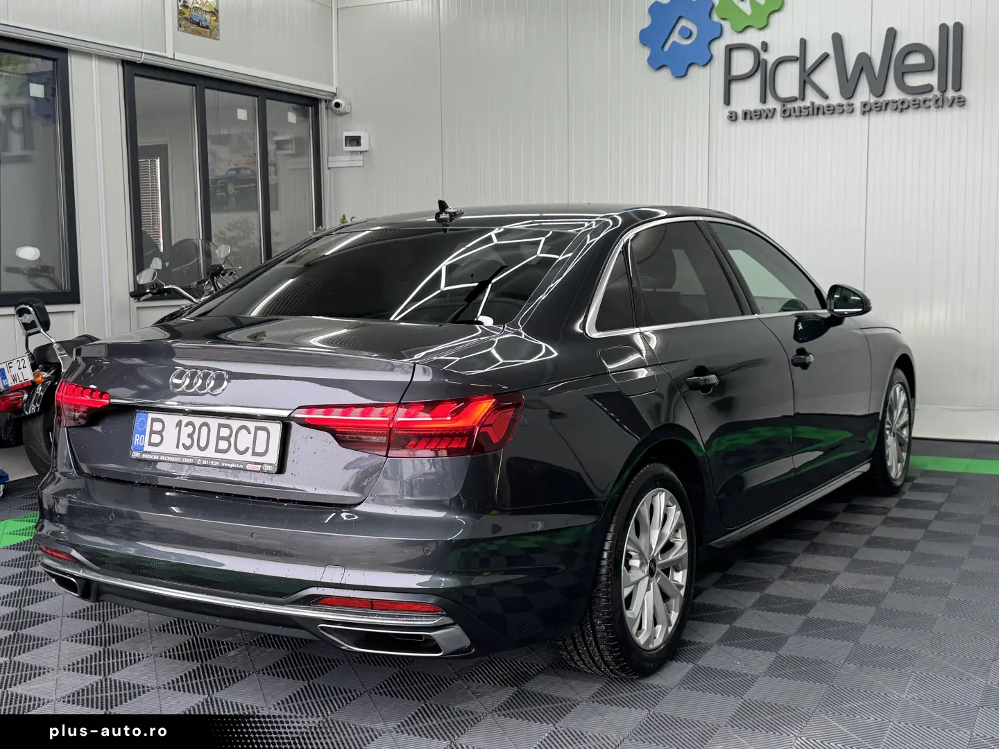 Audi A4 35 TFSI S tronic MHEV Advanced