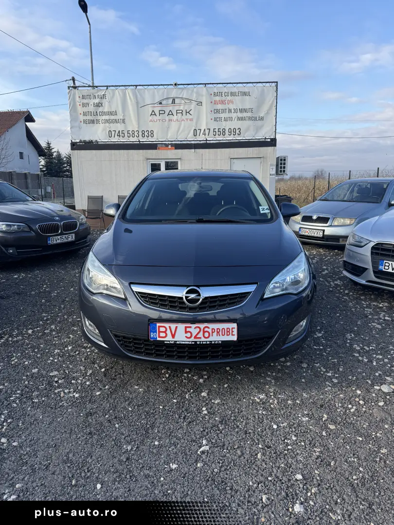 Opel Astra J Benzina 2010