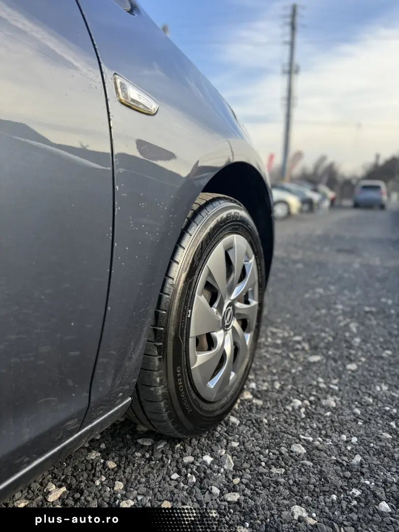 Opel Astra J Benzina 2010