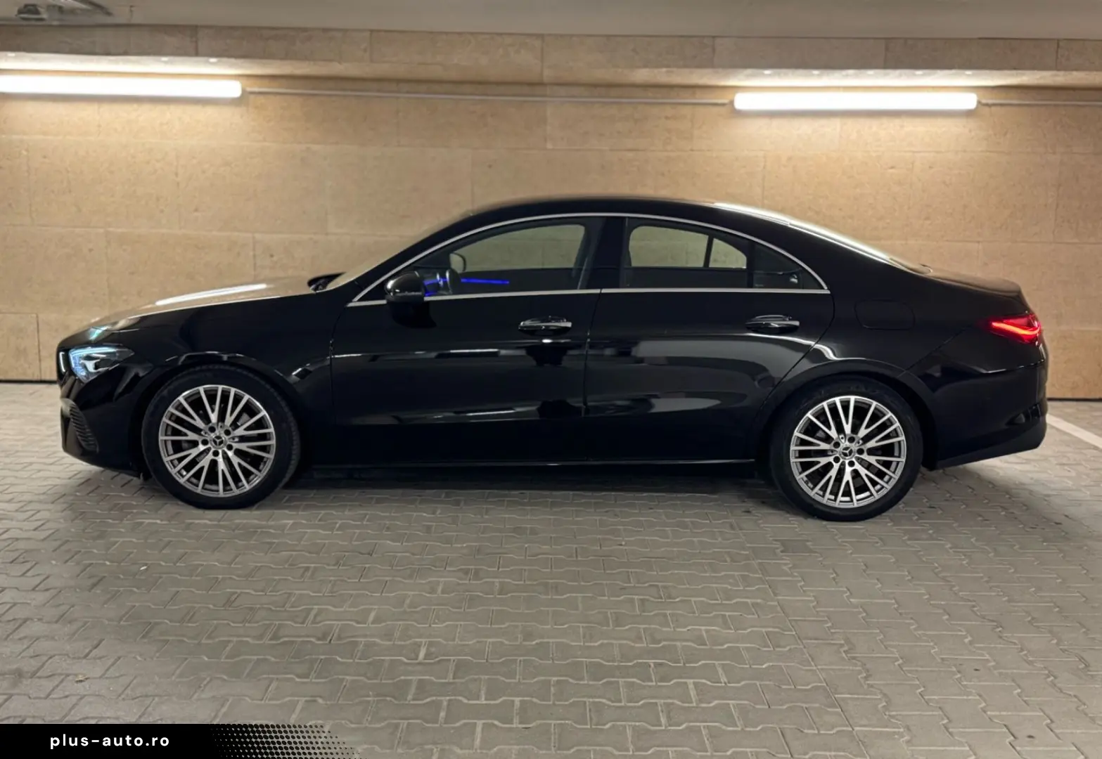 CLA 180 d WIDE AMBI KEYLESS KAM ADVANCED  LED