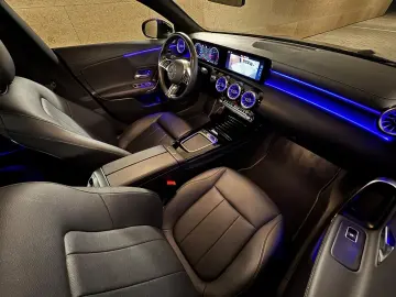 CLA 180 d WIDE AMBI KEYLESS KAM ADVANCED  LED