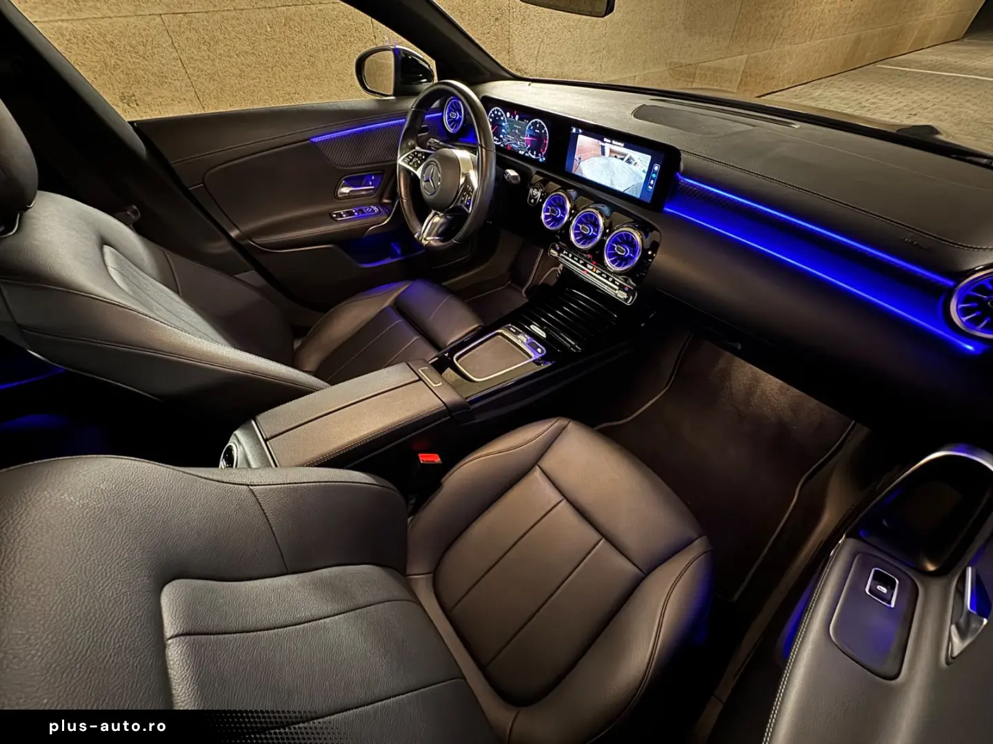 CLA 180 d WIDE AMBI KEYLESS KAM ADVANCED  LED