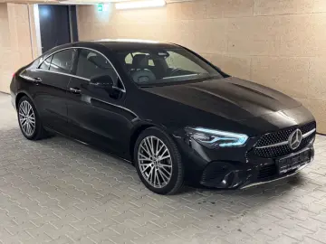 CLA 180 d WIDE AMBI KEYLESS KAM ADVANCED  LED