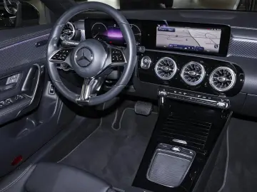 CLA 180 Progressive Rückfahrkamera MBUX-Navi LED