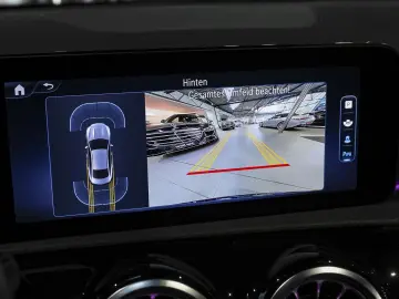 CLA 180 Progressive Rückfahrkamera MBUX-Navi LED