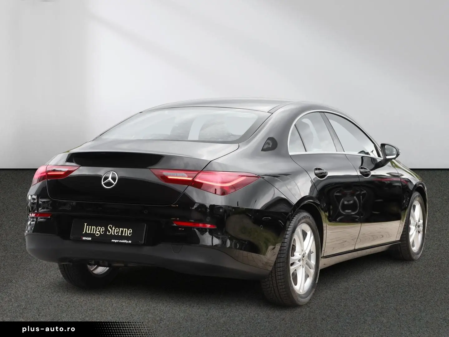 CLA 180 Rückfahrkamera Sitzheizung MBUX-Navi LED