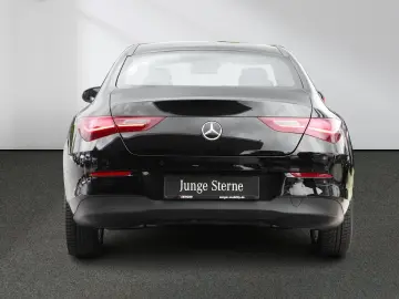 CLA 180 Rückfahrkamera Sitzheizung MBUX-Navi LED