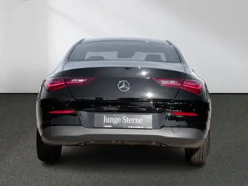 CLA 180 Rückfahrkamera Sitzheizung MBUX-Navi LED