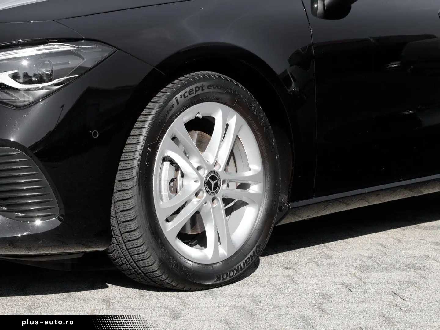 CLA 180 Rückfahrkamera Sitzheizung MBUX-Navi LED