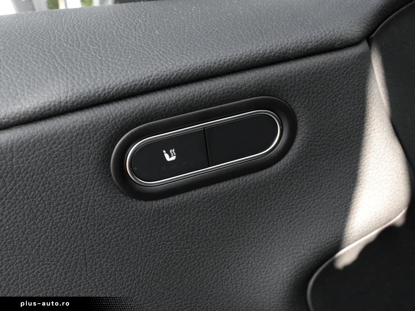 CLA 180 Rückfahrkamera Sitzheizung MBUX-Navi LED