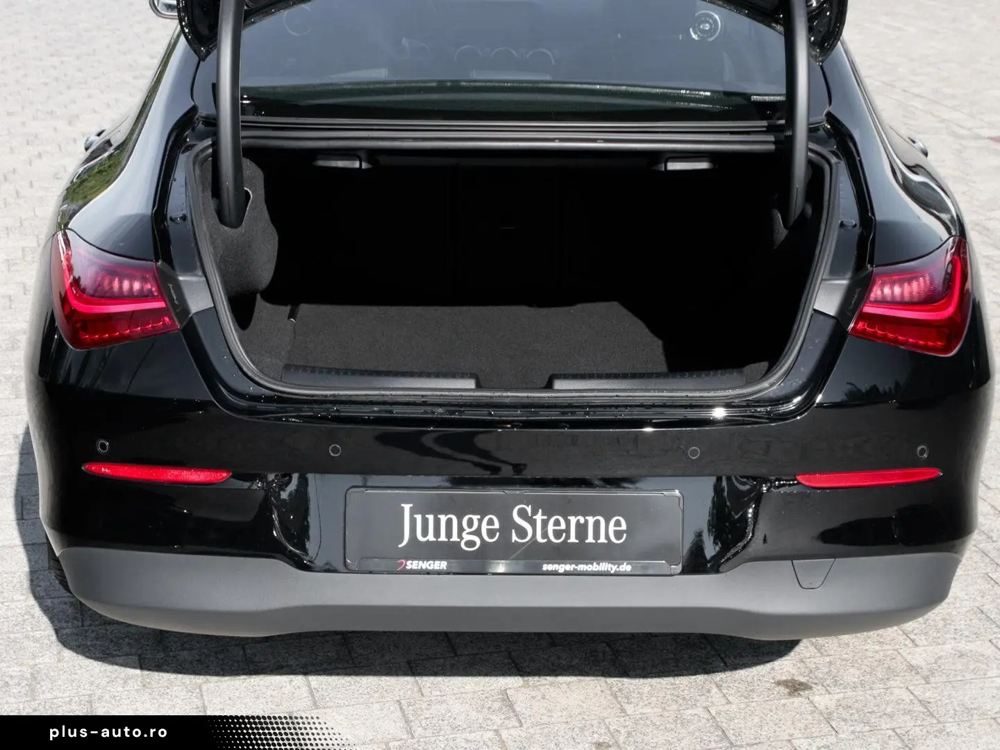 CLA 180 Rückfahrkamera Sitzheizung MBUX-Navi LED