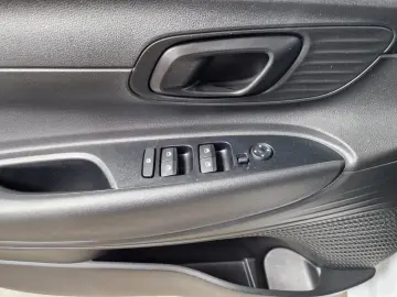 HYUNDAI I20 COMFORT 1.2i 84CP 2020