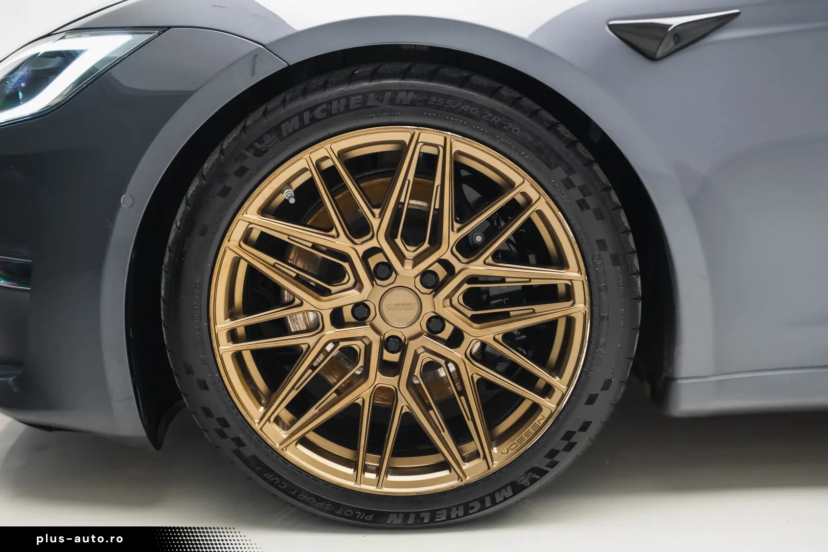 Tesla Model S Plaid ; Garantie pana in dec 2030