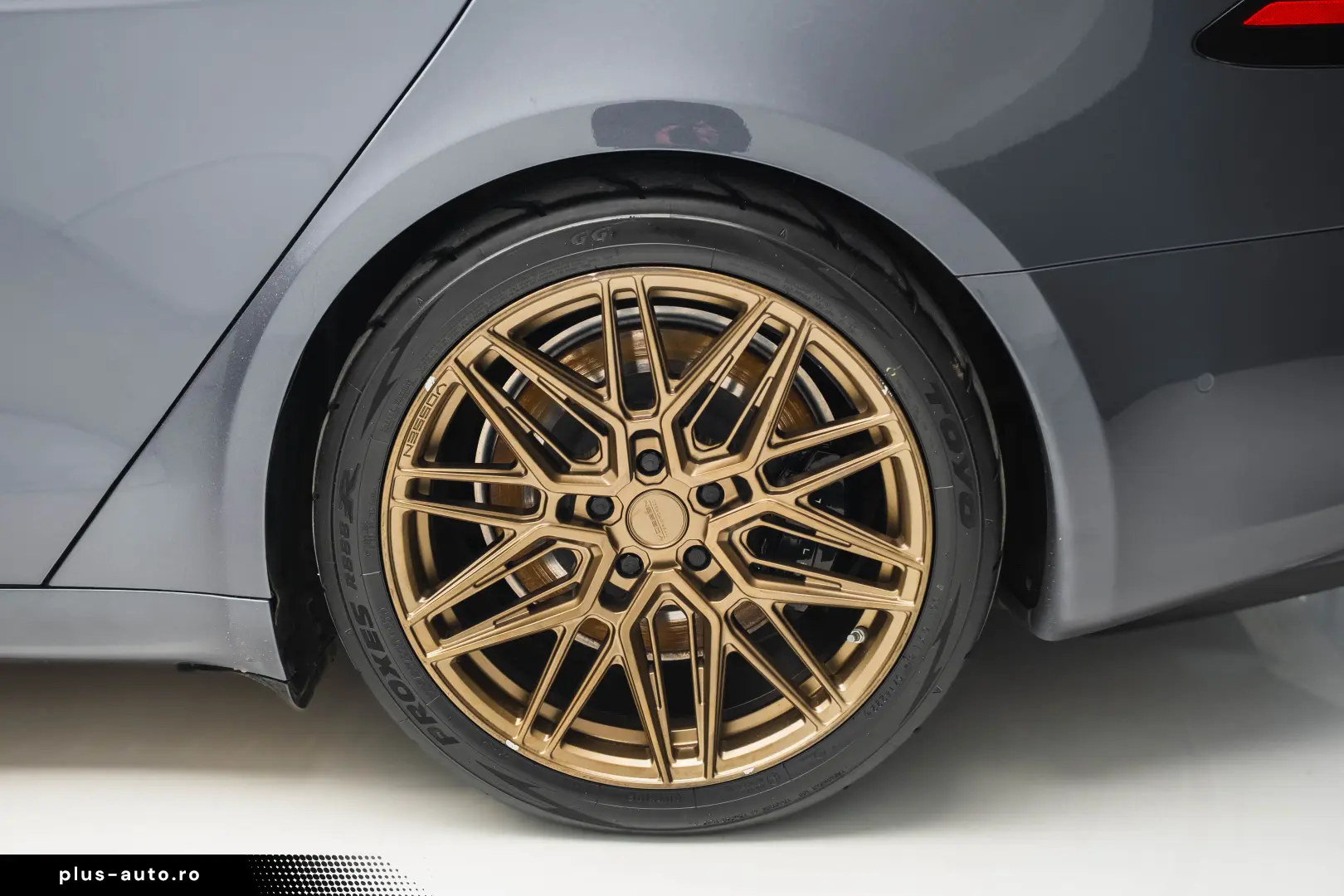 Tesla Model S Plaid ; Garantie pana in dec 2030