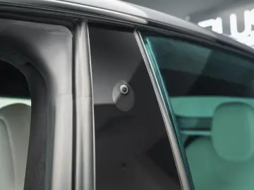 Tesla Model S Plaid ; Garantie pana in dec 2030