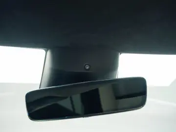 Tesla Model S Plaid ; Garantie pana in dec 2030