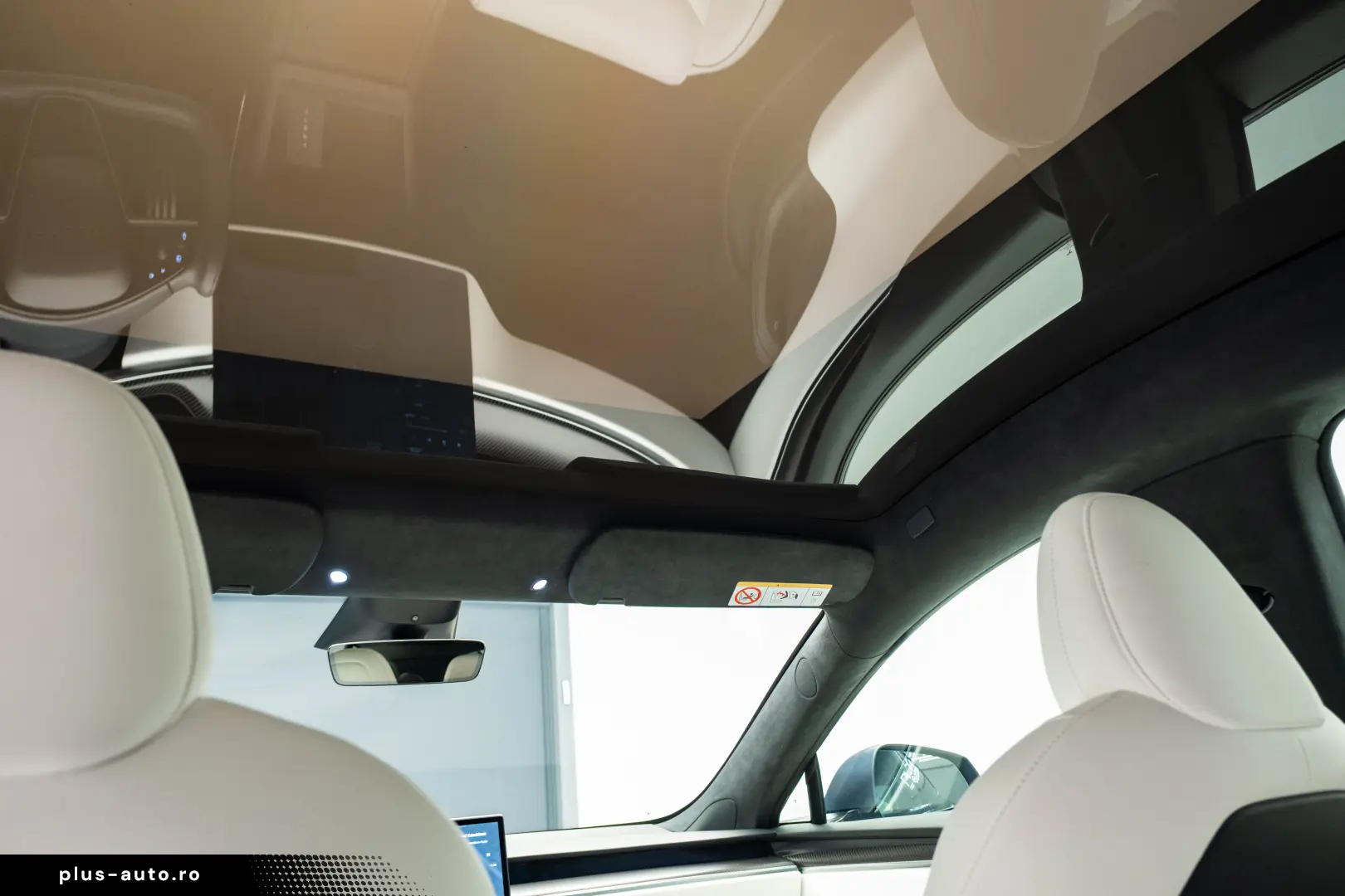 Tesla Model S Plaid ; Garantie pana in dec 2030