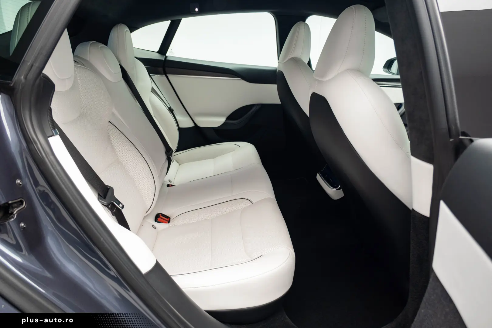 Tesla Model S Plaid ; Garantie pana in dec 2030