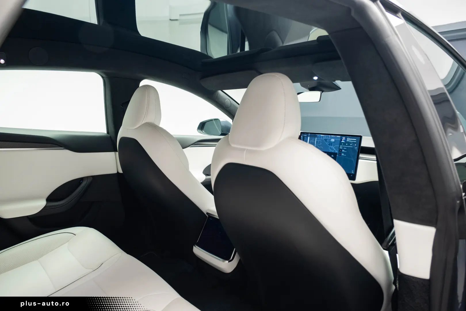 Tesla Model S Plaid ; Garantie pana in dec 2030